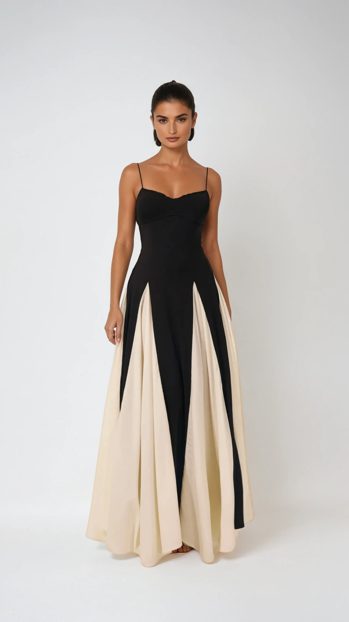 Siani (Kleid/ Schwarz-Weiß)